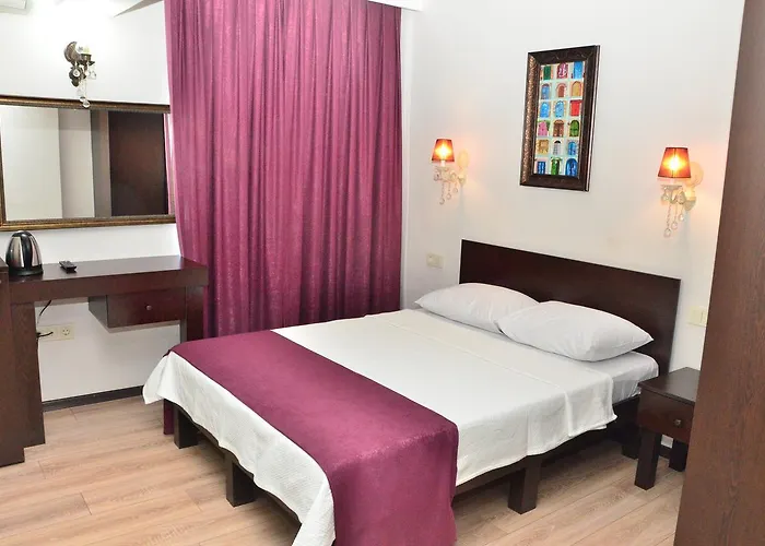 Antalyali * 达特恰